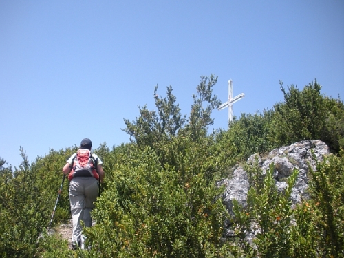 Foto 8 - Con la cruz de Batxikabo ya a la vista